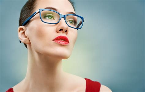 5 Tips For Looking Gorgeous In Glasses All 4 Women