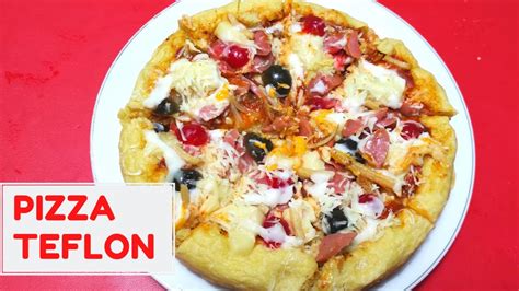 Ini dia video nya,, lebih sederhana dan simpel. Cara Membuat Pizza Teflon Sederhana - YouTube