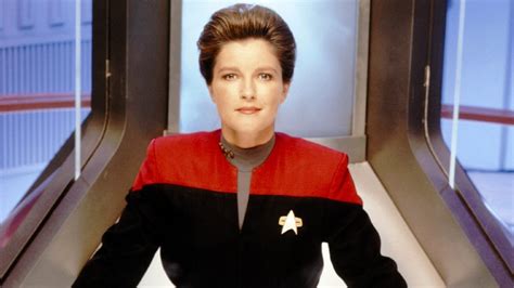 10 Times Janeway Was The Best Captain In Star Trek Page 6