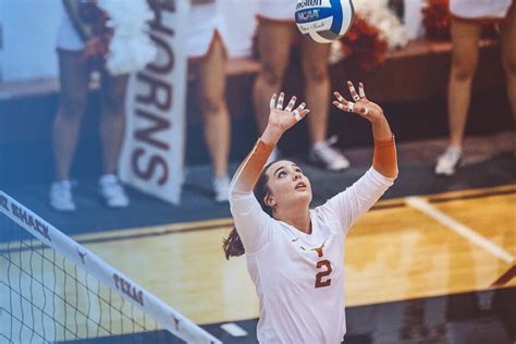 Athlete Spotlight Former Texas Volleyball Standout Shares Words Of Nil