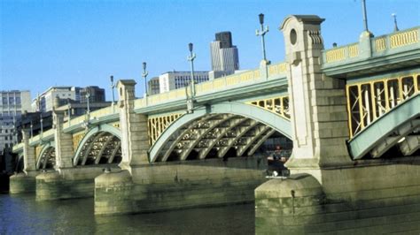 The 33 Bridges On The River Thames Owlcation