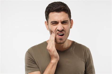 Throbbing tooth pain is a pain that a person suffers in the tooth which waxes and wanes or the pain that comes and goes. 10 Different Types of Tooth Pain - NewsMag Online