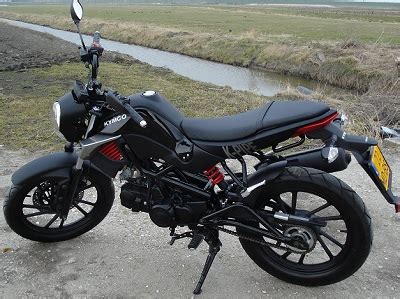 $1999 is a pretty attractive price if it scoots along like the grom. Test: Kymco K-Pipe 125 11kW A1-rijbewijs