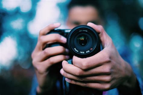 Cara Memegang Kamera 45 Koleksi Gambar