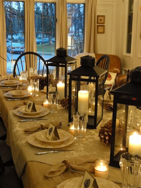 Either use wood as the main element to style up your wedding tables, or else there is the option to use rustic lanterns, pots or birdcages wrapped in twine or burlap. 16 Thanksgiving Table Ideas {table setting} - Home Stories ...