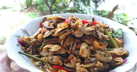 Untuk jahe porsinya bisa disesuaikan selera. Cara Memasak Kerang Asin / Resep Oseng Kerang Asin Telur ...