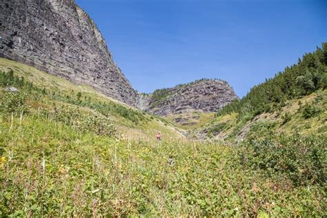 Two Of The Most Beautiful And Challenging Hikes In Glacier National