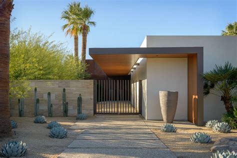 Exquisite Modern Desert Home Captivates In Palm Springs