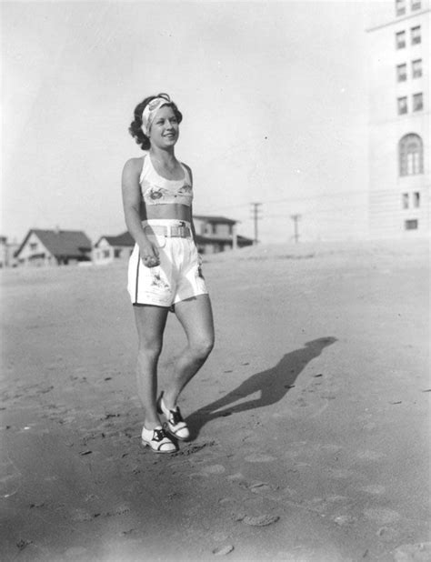 Girl Walking On The Beach Circa 1930 S Hermosa Beach Hermosa Beach Manhattan Beach
