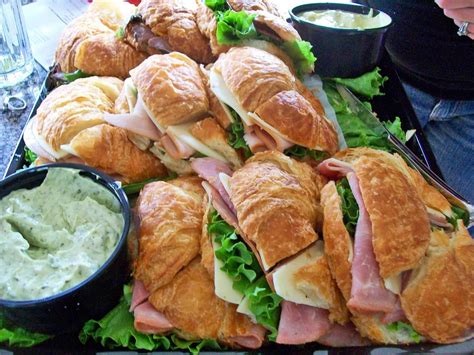 * we suggest a serving size of 4 to 5 wings per person (if other food is served). costco croissant sandwich platter