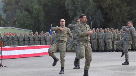 Turkish soldiers dance the turkic zeybek dance of the yoruk oghuz - YouTube