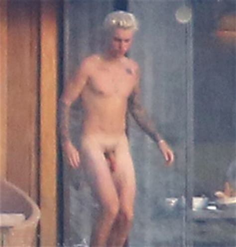 Peen Warning Justin Bieber Naked In Bora Bora The