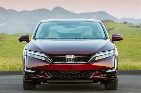 Although honda's a japanese firm, they're one of the automotive industries biggest investors in the us and 94% of the cars they sell to americans are produced in. Honda Clarity Fuel Cell : The ultimate zero-emissions ...