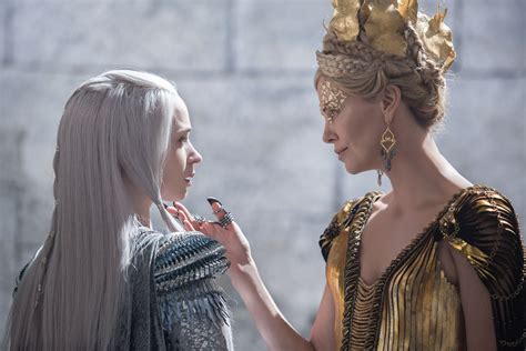 The Huntsman Winters War Review An Unnecessary Sequel Time