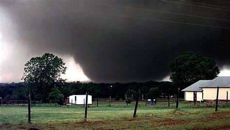Retro Kimmers Blog The Tri State F5 Tornado The Deadliest Storm In