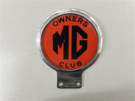 Vintage Automotif Used Mg Owners Club Bright Red Version Car Badge Auto