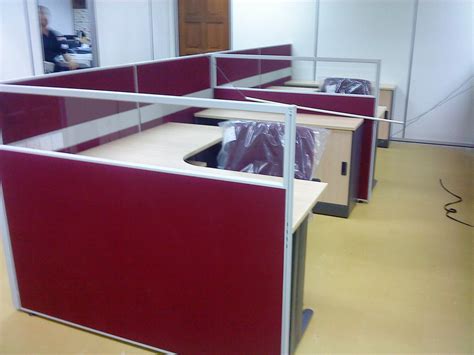 In this article, i will discuss different types of partition wall used in rooms. Fizone Office System: Workstation/Partitions System
