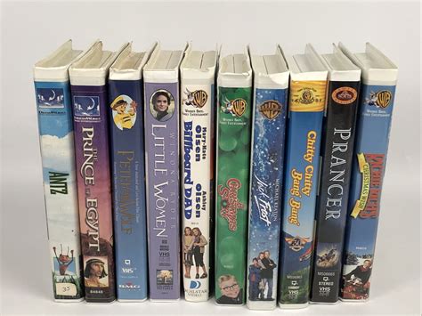 Lot Of 10 Misc Warner Brothers Dreamworks Animation Christmas Vhs