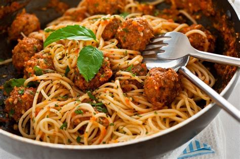 Classic Italian spaghetti meat balls - The Spice People