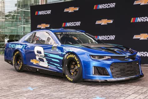 Chevrolet Unveils The Camaro Zl1 As Its Cup Series Racecar Sports