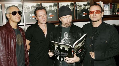 For instance, i have had a pretty firm rule about covering only u2 songs in this series. © Music Wallpapers: U2 band Wallpaper