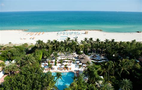 Palms Hotel And Spa Hotels On Miami Beach Preferred Hotels And Resorts