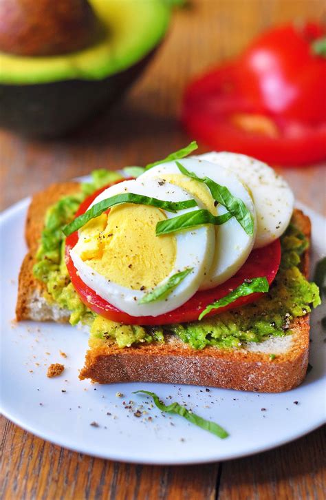 Avocado Egg And Tomato Toast Ease And Carrots Recipe Healthy Recipes Healthy Breakfast