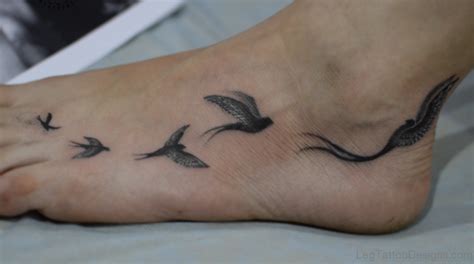 67 Cute Birds Tattoos On Foot