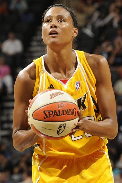 Marion Jones Plans To Play In Wnba Next Year