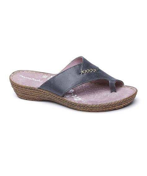 Seville Waxy Toe Loop Comfort Sandal Moshulu Shoes