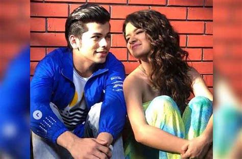 Siddharth Nigam And Avneet Kaur Goes Crazy In This Epic Video
