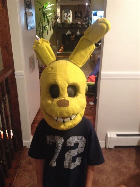 Using Plastic Canvas To Black Out The Eyes Springtrap Costume Fnaf