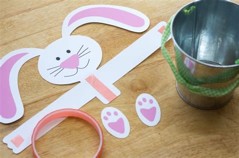 Use as a template to leave white tracks. Cheap & Easy Easter Bunny Tin - Tried & True