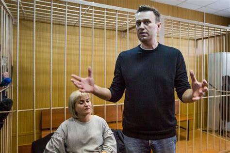 Aleksei Navalny Russian Opposition Leader Receives 15 Day Sentence The New York Times