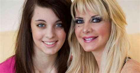 Mum Sarah Burge Injects Boxtox Into Her 15 Year Old Daughter’s Face Fiona Phillips Mirror Online