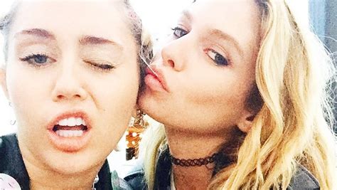 Miley Cyrus Spotted Kissing Her Victorias Secret Angel Nova 100