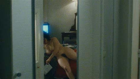 Nude Video Celebs Arsinee Khanjian Nude Irma Vep 1996