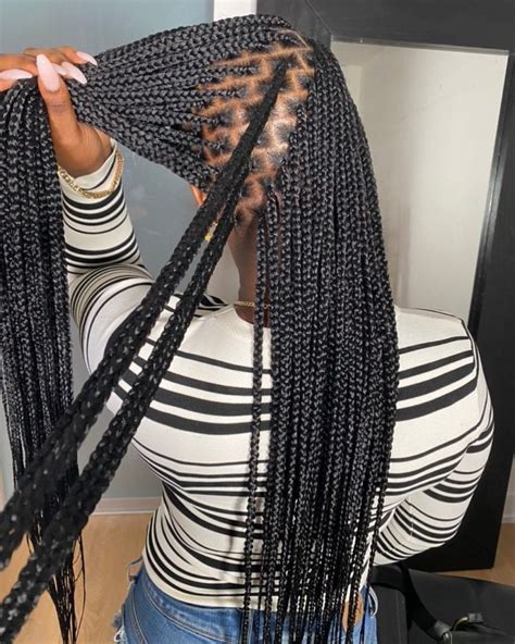 Not only are these braids trendy, they are kinder to your hair. 27+ Beautiful Box Braid Hairstyles For Black Women + Feed ...