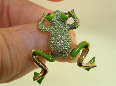 3 Vintage 1970 80s Articulated Frog Pins Adorable