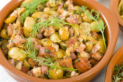 Se anche a voi piace preparare la ricette con gli ingredienti di stagione non potete perdervi ingredienti: Ricette con le fave: 10 idee golose e leggere, perfette ...