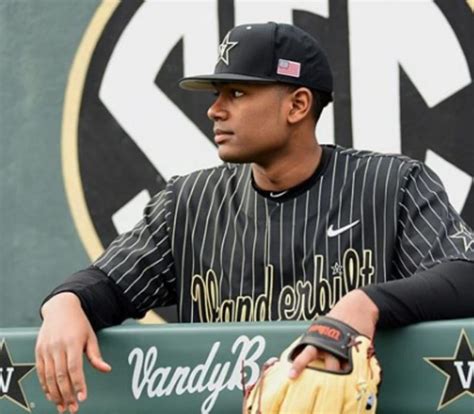 The player was born on 22 november 1999 in montgomery, alabama to parents, tracy and lu rocker. Kumar Rocker Wiki, Height, Age, Weight, Girlfriend, Net ...
