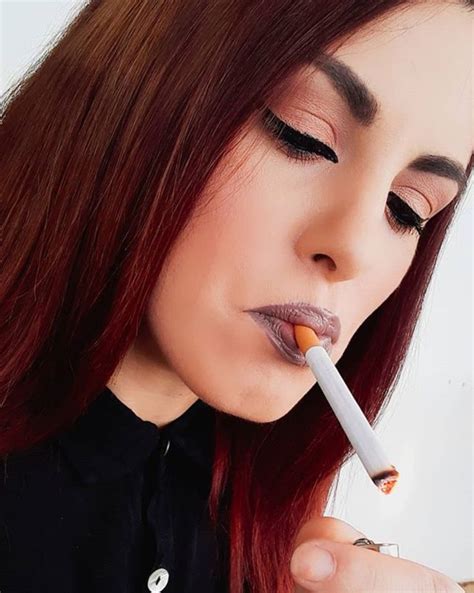 Pin By Tey Great On Sensation Smoking Woman Girl Smoking Sexy