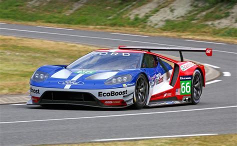 Ford Gt Lm Gte Pro Race Car Unveiled For 2016 Le Mans Performancedrive