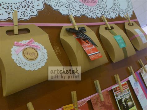 Anda tinggal mengunggah desain yang anda miliki di website kami. Gift By Print | Kad Kahwin: DIY Paper Bags - The Pillow Bag