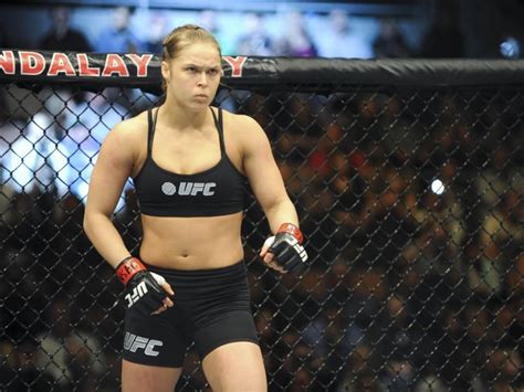 Ronda Rousey Beat The Absolute Crap Out Of Alexis Davis In 16 Seconds At Ufc 175