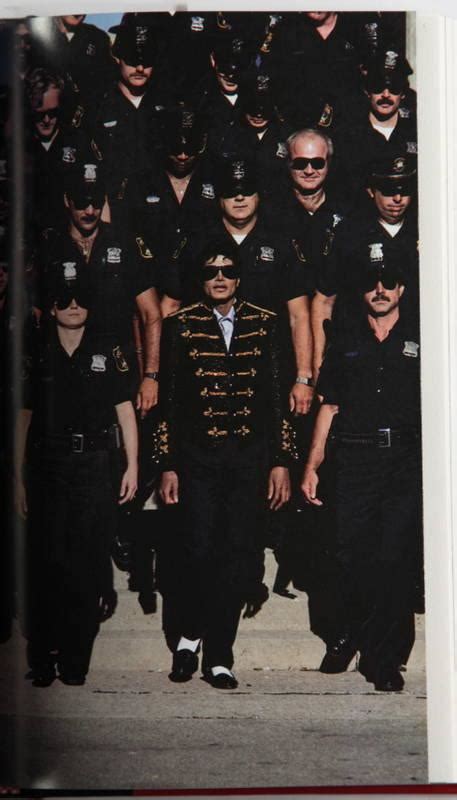 Michael Jackson Stage Worn Sunglasses Current Price 22000