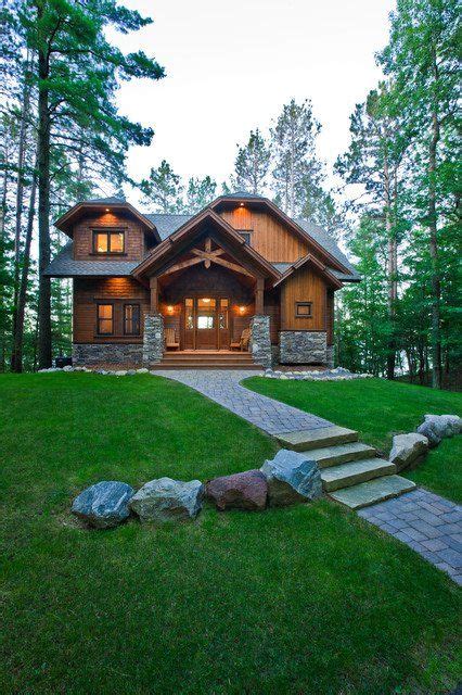 15 Of The Most Welcoming Rustic Homes Rustic House House Exterior