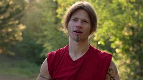 Alaskan Bush Peoples Bear Brown Thanks Firefighters After Ranch Fire