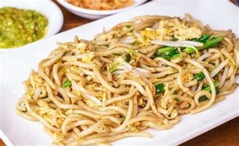 Mie sop ini merupakan makanan yang sangat populer bagi masyarakat medan. Coffee Crowd Centre Point Info Medan - Crazfood