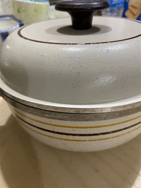 Vintage Regal Ware Cast Aluminum Quart Pot With Lid Retro Cream Color